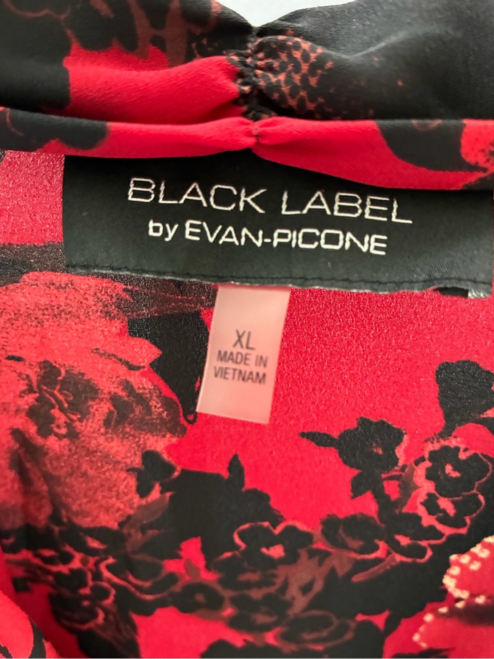 Black Label by Evan-Picone Red and Black Floral Blouse